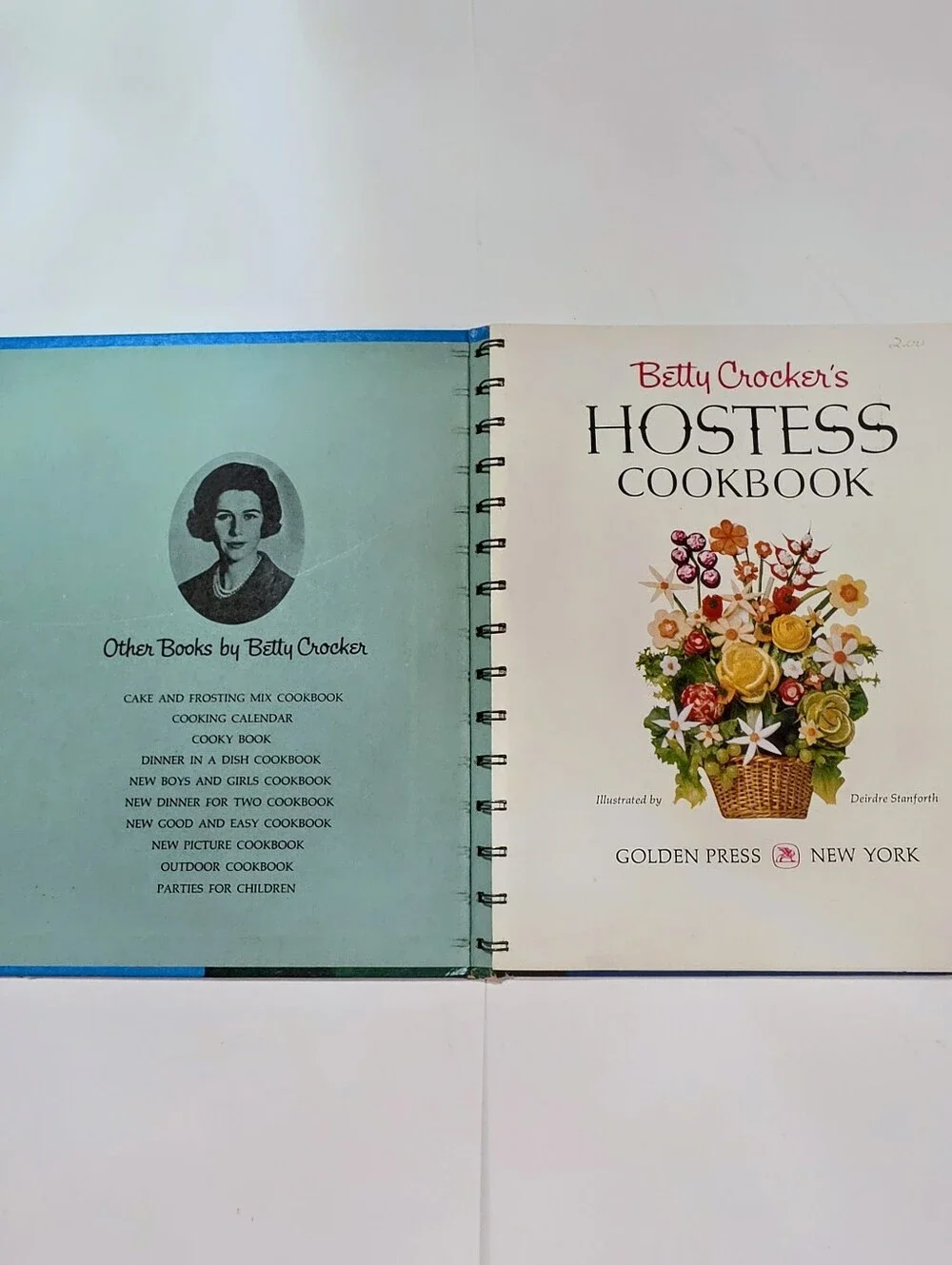 Vintage 1967 Betty Crocker Hostess Cookbook First Edition, MCM GUC